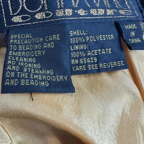 NWT Donna Vinci Couture embellished gold with black overlay Suit size 18 - Picture 15 of 16